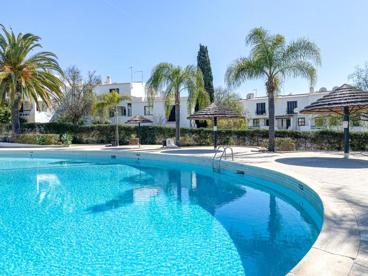 Seaside Retreat With Pool, Ac, And Fast Wi-Fi Apartment Albufeira Exterior photo